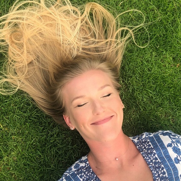 Meet your Posher, Kayla - Picture 1 of 1